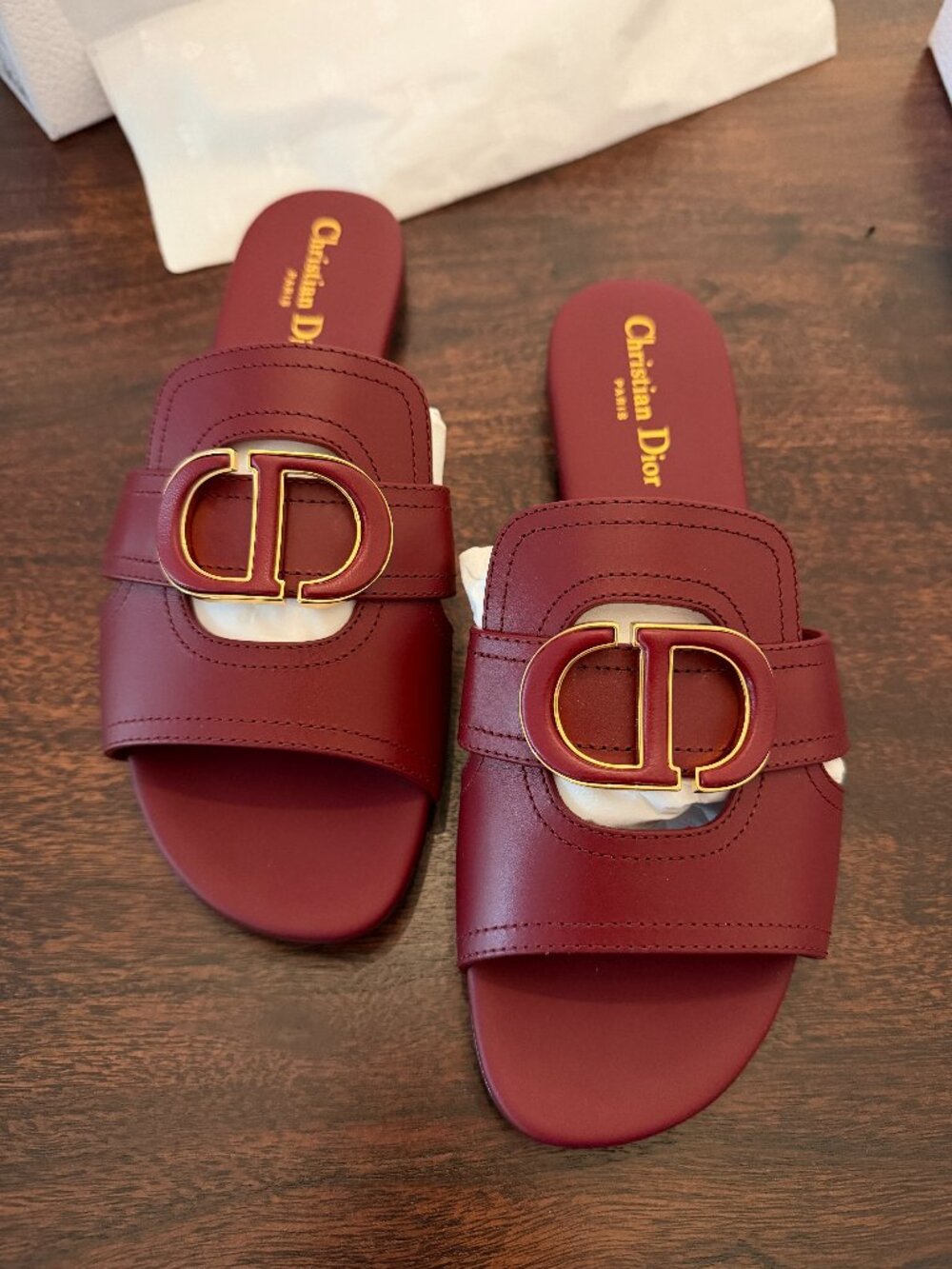 30 Montaigne Slide Burgundy Calfskin